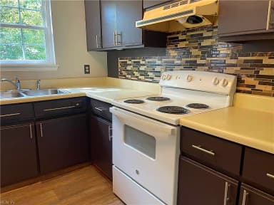 1214 Holly AVE, CHESAPEAKE VA 23324 thumb 11