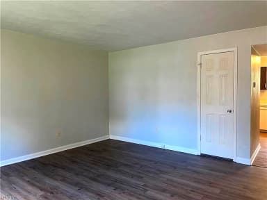1214 Holly AVE, CHESAPEAKE VA 23324 thumb 4