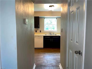 1214 Holly AVE, CHESAPEAKE VA 23324 thumb 9