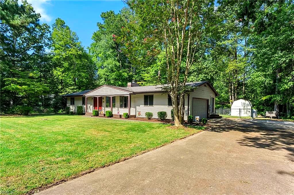 6481 Glenside CT, GLOUCESTER VA 23061 thumb 12