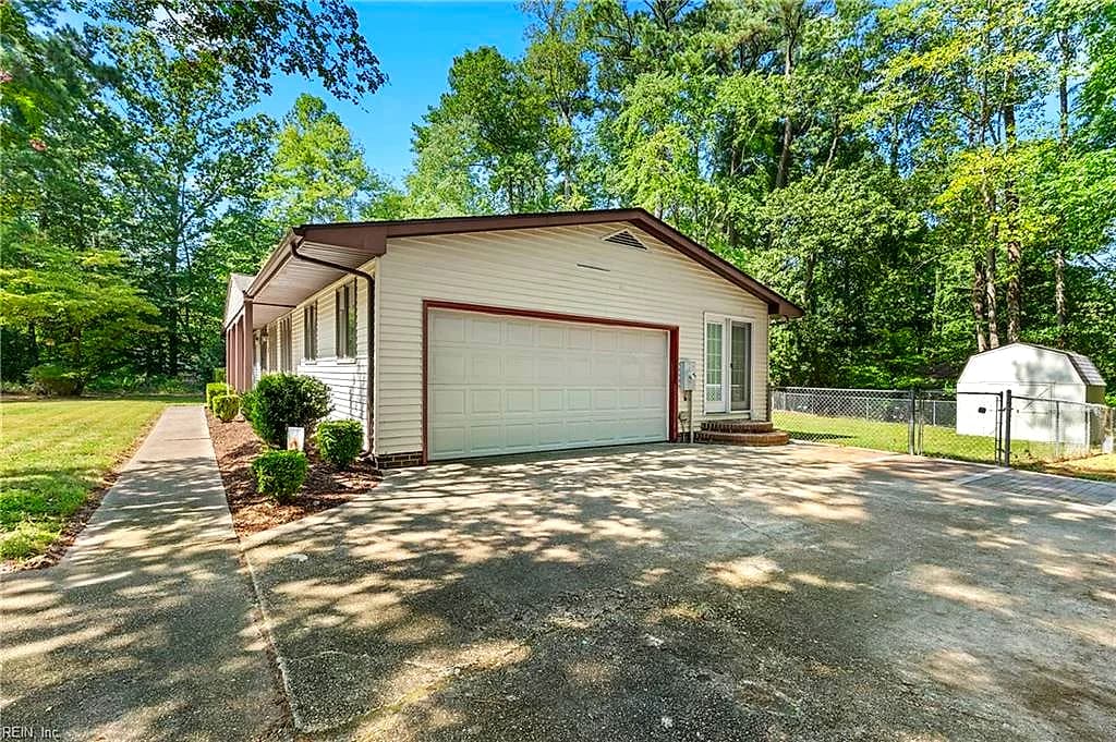 6481 Glenside CT, GLOUCESTER VA 23061 thumb 6