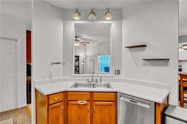 1273 Lake DR, NEWPORT NEWS VA 23602 thumb 12