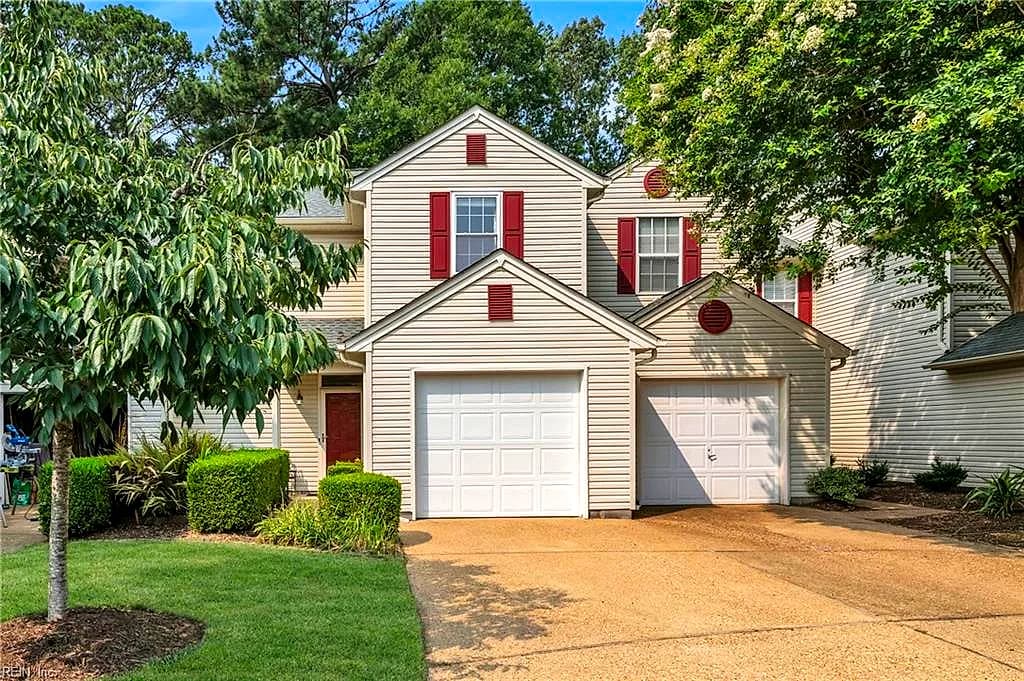 1273 Lake DR, NEWPORT NEWS VA 23602 - Photo 4