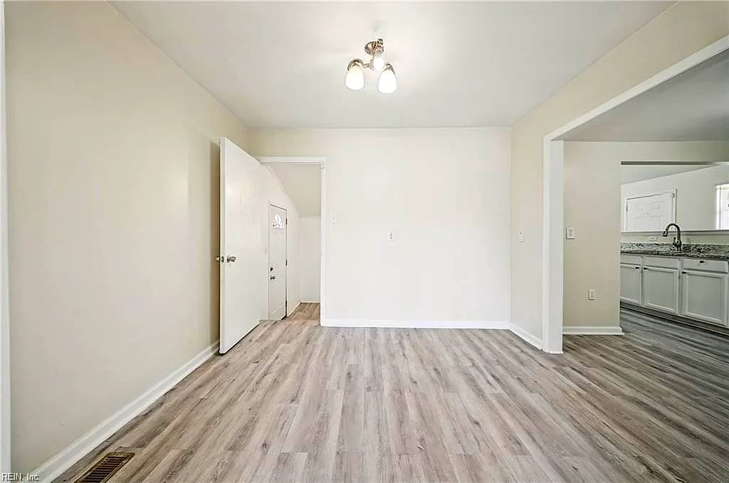 2948 E Little Creek RD, NORFOLK VA 23518 - Photo 5