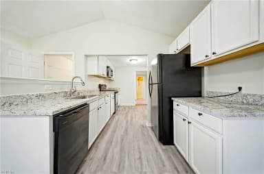 2948 E Little Creek RD, NORFOLK VA 23518 thumb 10