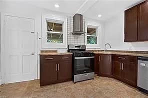 208 Forsythe ST, NORFOLK VA 23505 thumb 12