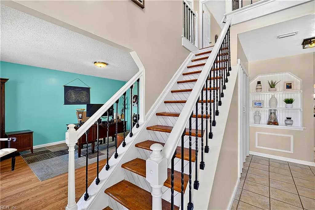 3233 Barberry LN, VIRGINIA BEACH VA 23453 - Photo 3