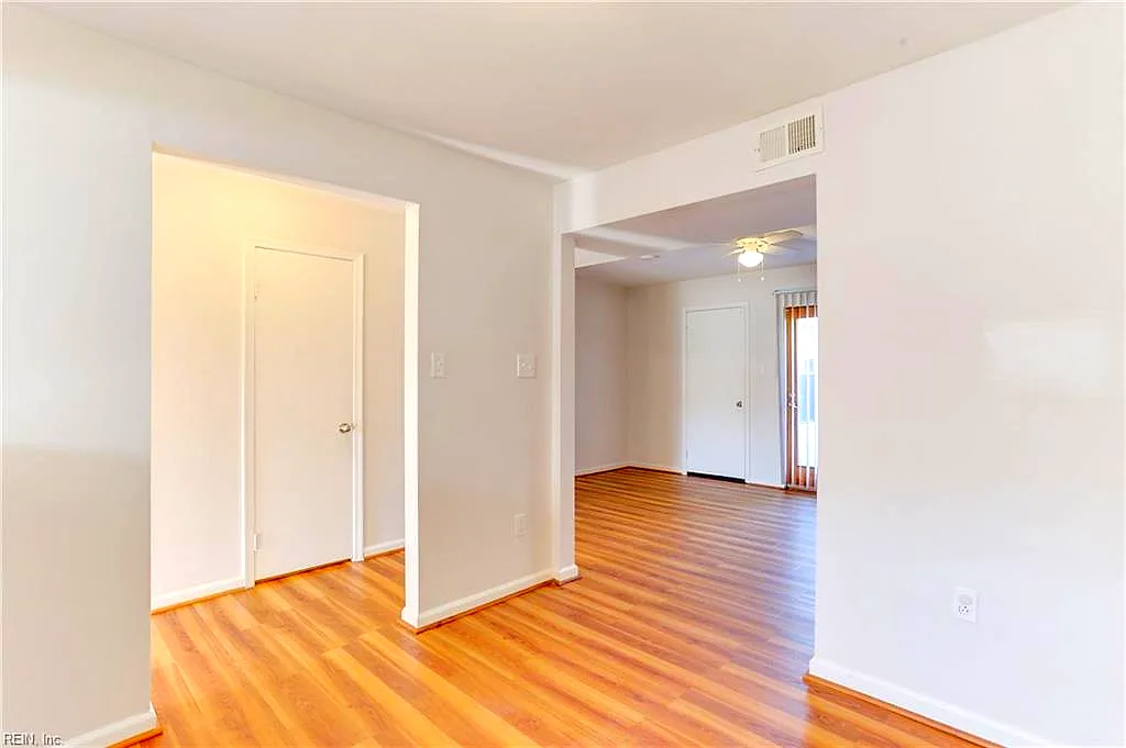 2220 Windom PL, VIRGINIA BEACH VA 23454 thumb 12