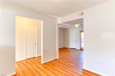 2220 Windom PL, VIRGINIA BEACH VA 23454 thumb 12