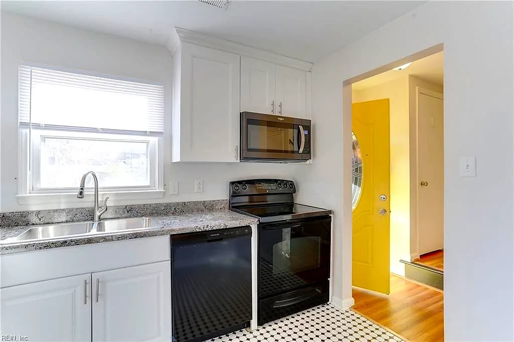 2220 Windom PL, VIRGINIA BEACH VA 23454 thumb 7