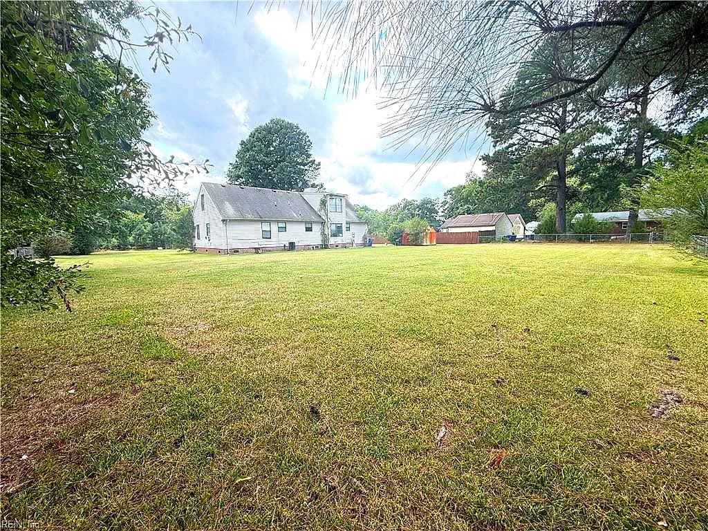 210 Oakwood AVE, SUFFOLK VA 23435 thumb 8