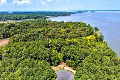 270 Lawnes Neck DR, SMITHFIELD VA 23430 thumb 8