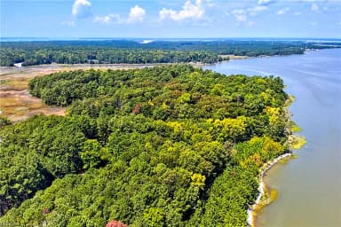 270 Lawnes Neck DR, SMITHFIELD VA 23430 thumb 9