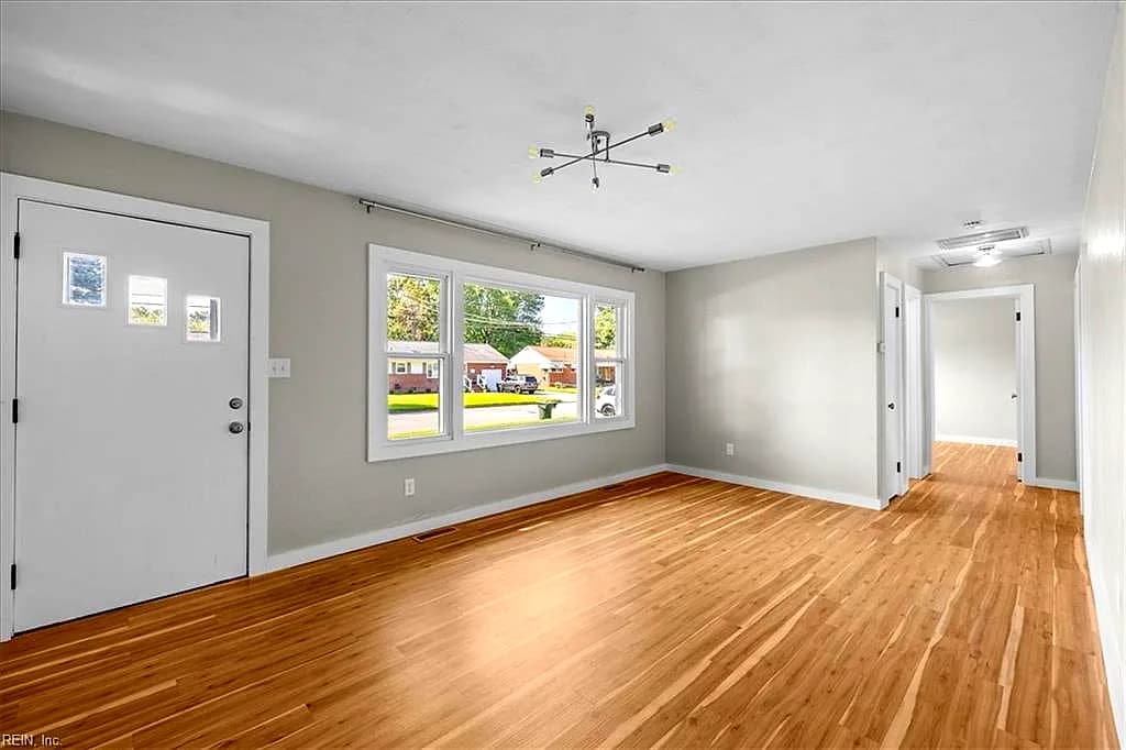 13 Catalina DR, HAMPTON VA 23664 thumb 6