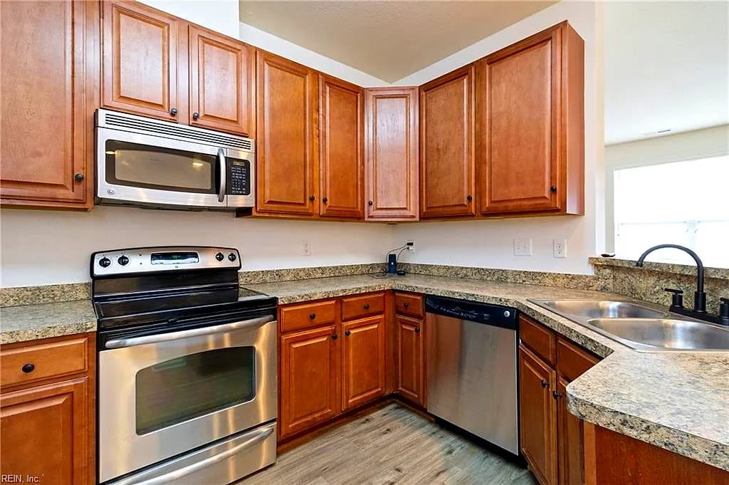 112 Mount Vernon CT, SMITHFIELD VA 23430 thumb 9