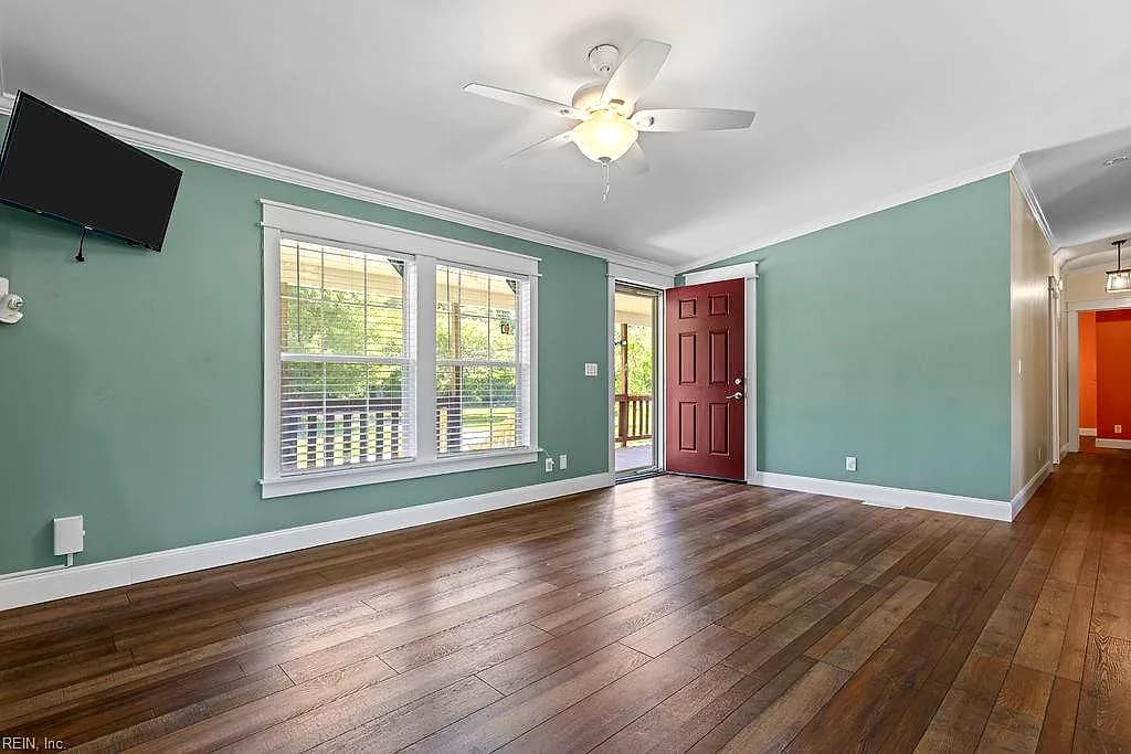 9242 Doles RD, IVOR VA 23866 - Photo 5