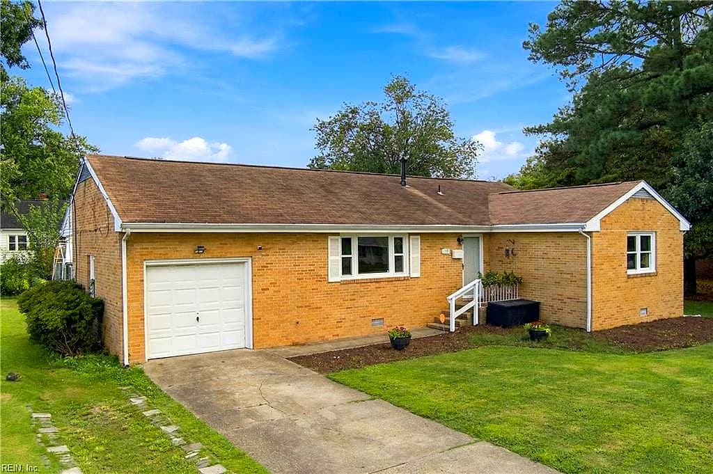 110 Southerland DR, HAMPTON VA 23669 - Photo 3