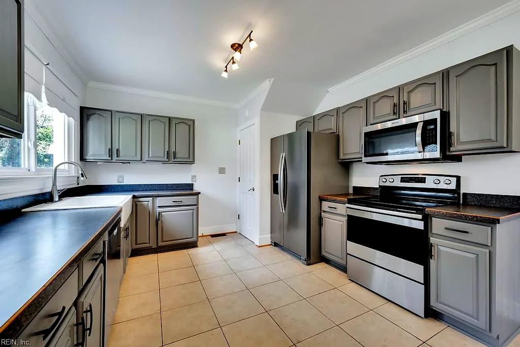 114 Braddock RD, HAMPTON VA 23661 thumb 12