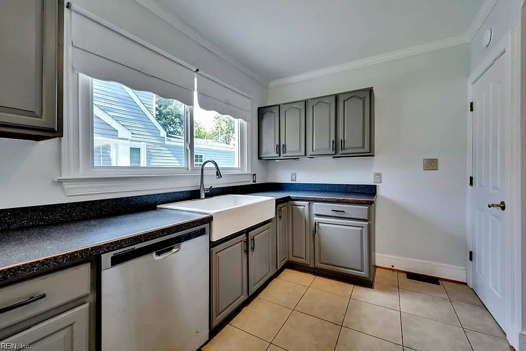 114 Braddock RD, HAMPTON VA 23661 thumb 10