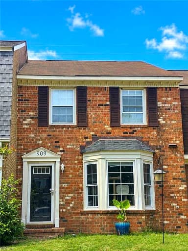 909 Wolfpack CT, VIRGINIA BEACH VA 23462 thumb 1