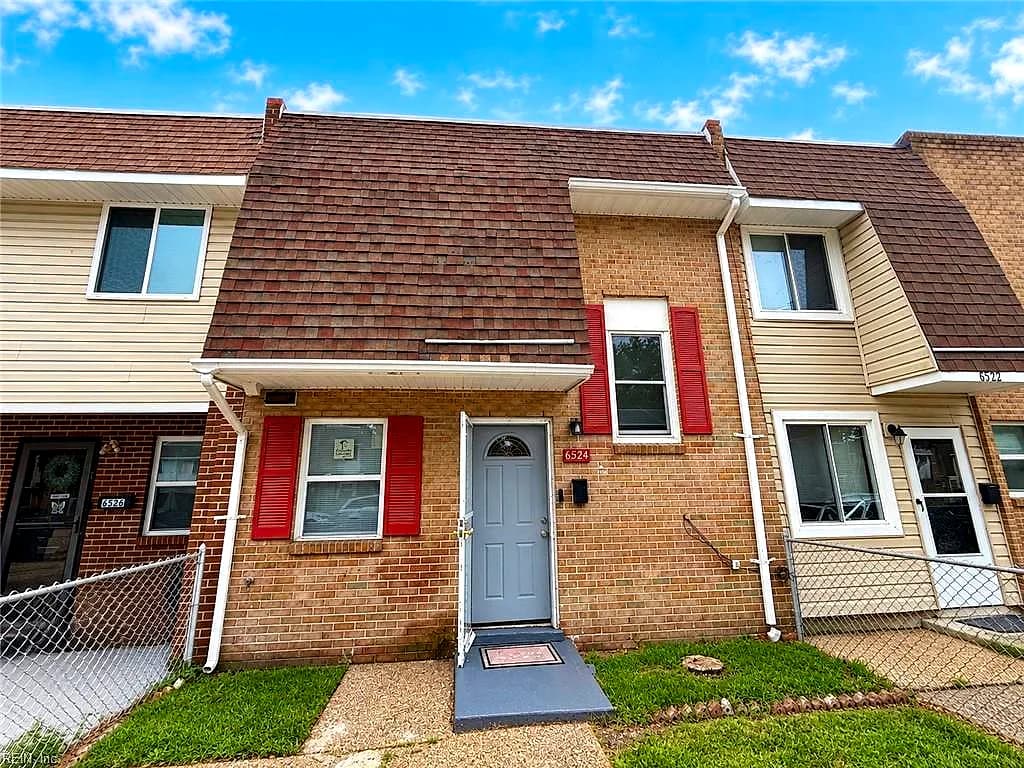 6524 Pasteur CT, NORFOLK VA 23513 - Photo 2