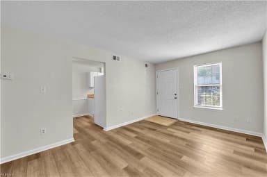 702 Wolftrap LN, VIRGINIA BEACH VA 23462 thumb 6