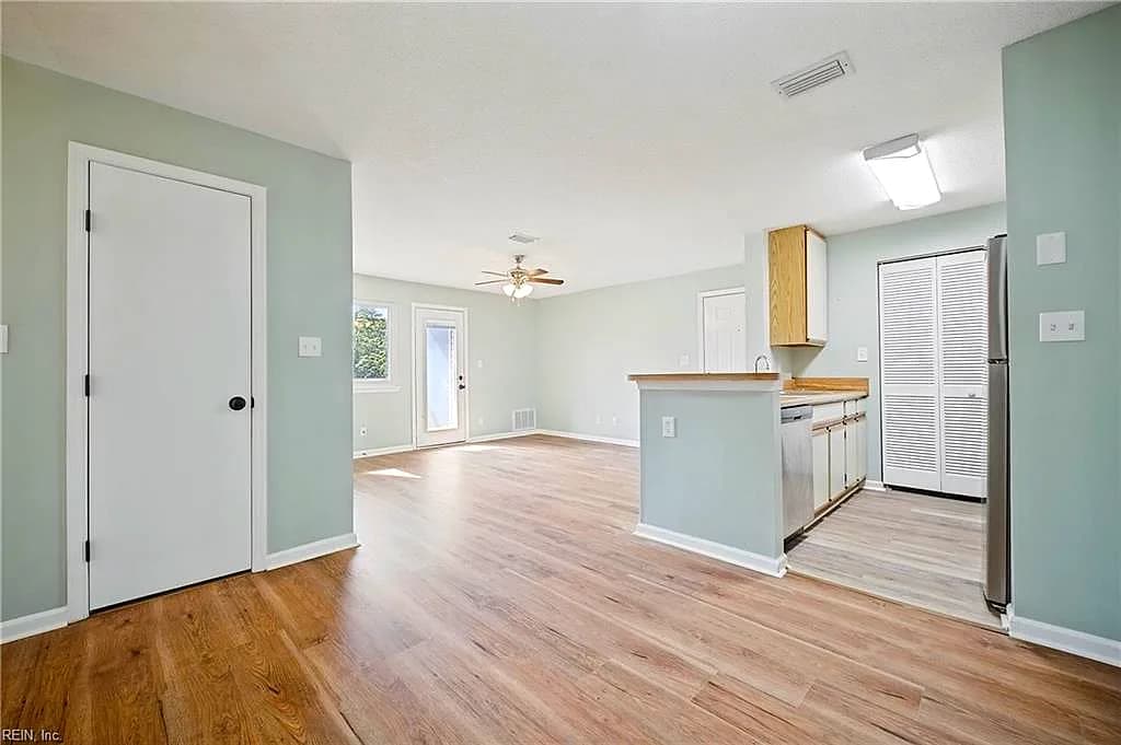 12632 Daybreak CIR, NEWPORT NEWS VA 23602 thumb 6
