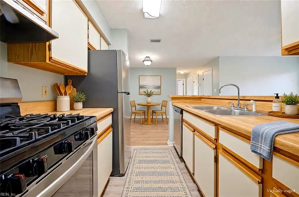 12632 Daybreak CIR, NEWPORT NEWS VA 23602 thumb 8