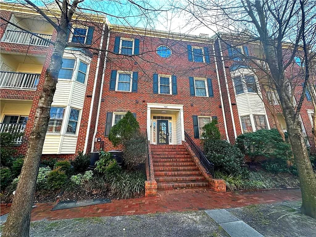 300 Yarmouth ST #327, NORFOLK VA 23510 - Photo 2