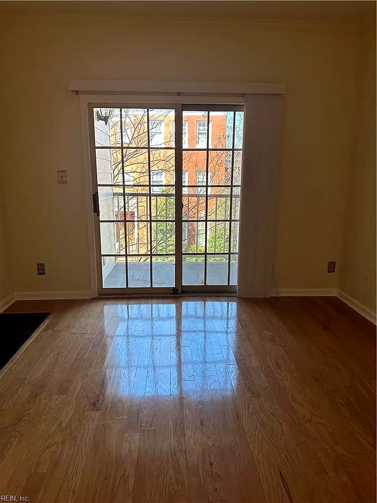 300 Yarmouth ST #327, NORFOLK VA 23510 thumb 7