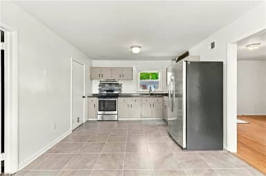 527 Stockton ST, HAMPTON VA 23669 thumb 4
