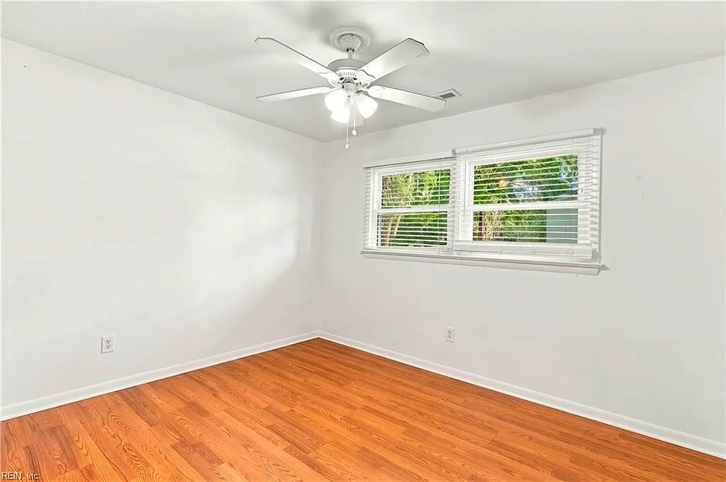 527 Stockton ST, HAMPTON VA 23669 thumb 8