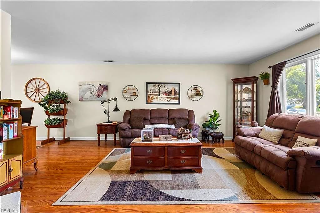 5352 Beaufain BLVD, VIRGINIA BEACH VA 23464 - Photo 4