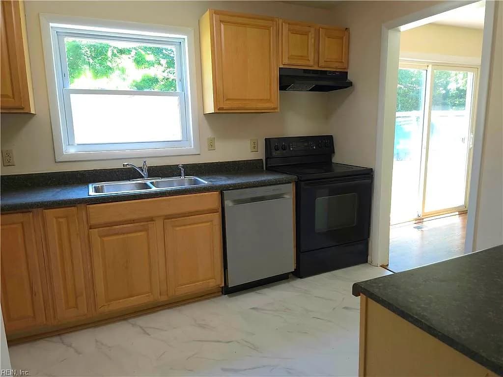 87 Kendall DR, NEWPORT NEWS VA 23601 thumb 9