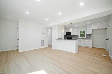8 Van Patton PL, PORTSMOUTH VA 23701 thumb 7