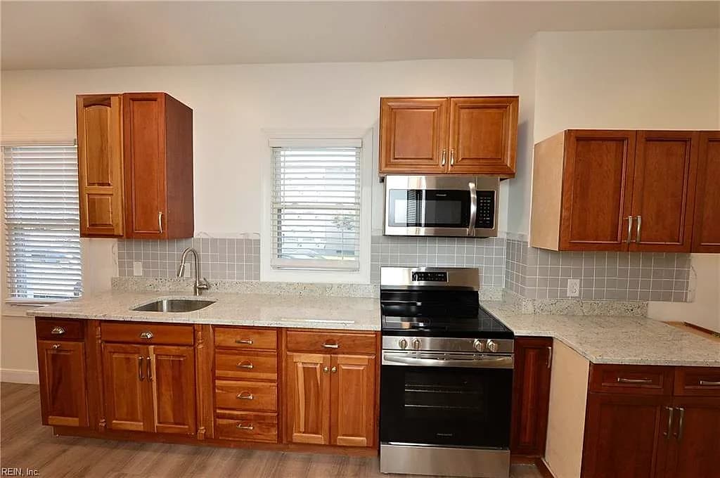 1301 W 37th ST, NORFOLK VA 23504 thumb 12