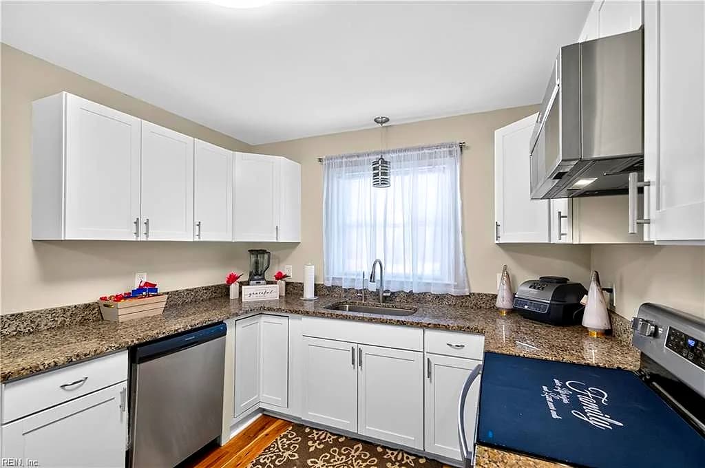 10 Rendon DR, HAMPTON VA 23666 thumb 8