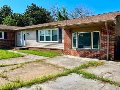 2209 Hilton CT, CHESAPEAKE VA 23324 thumb 3