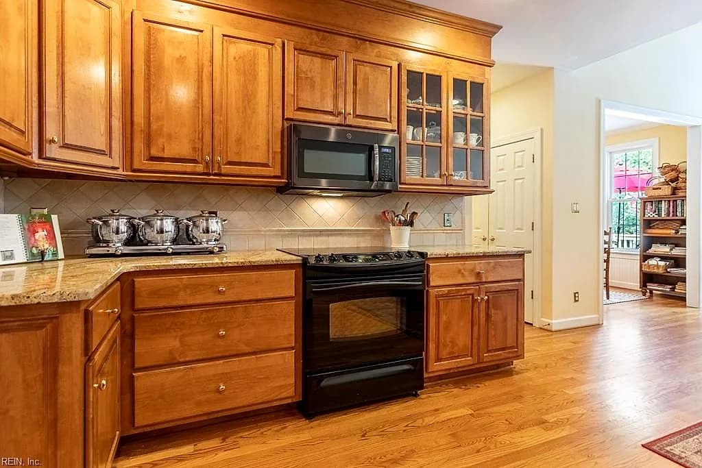 110 Benjamins CT, SEAFORD VA 23696 thumb 10