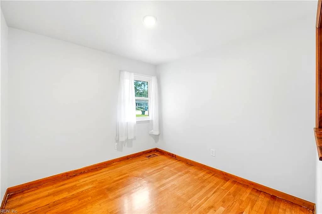 793 Fawn LN, NEWPORT NEWS VA 23602 thumb 9