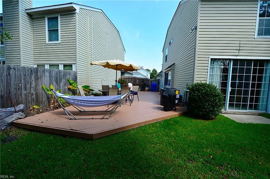 1216 Club Point DR, CHESAPEAKE VA 23322 - Photo 3