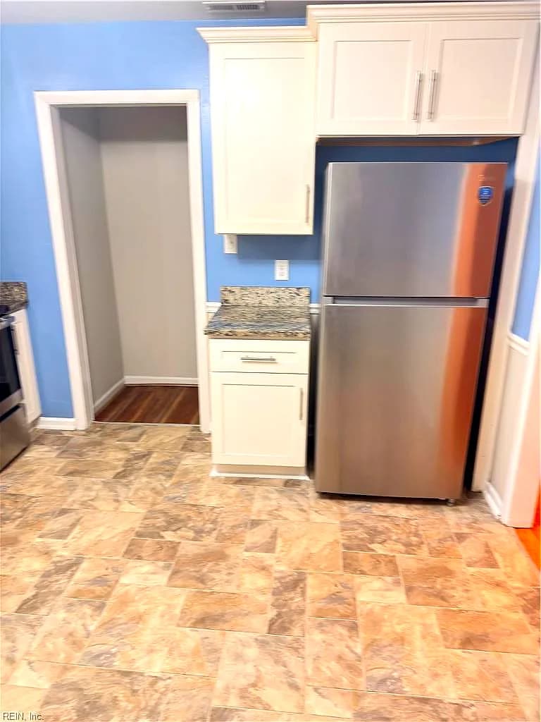 105 Janet DR, HAMPTON VA 23666 - Photo 5