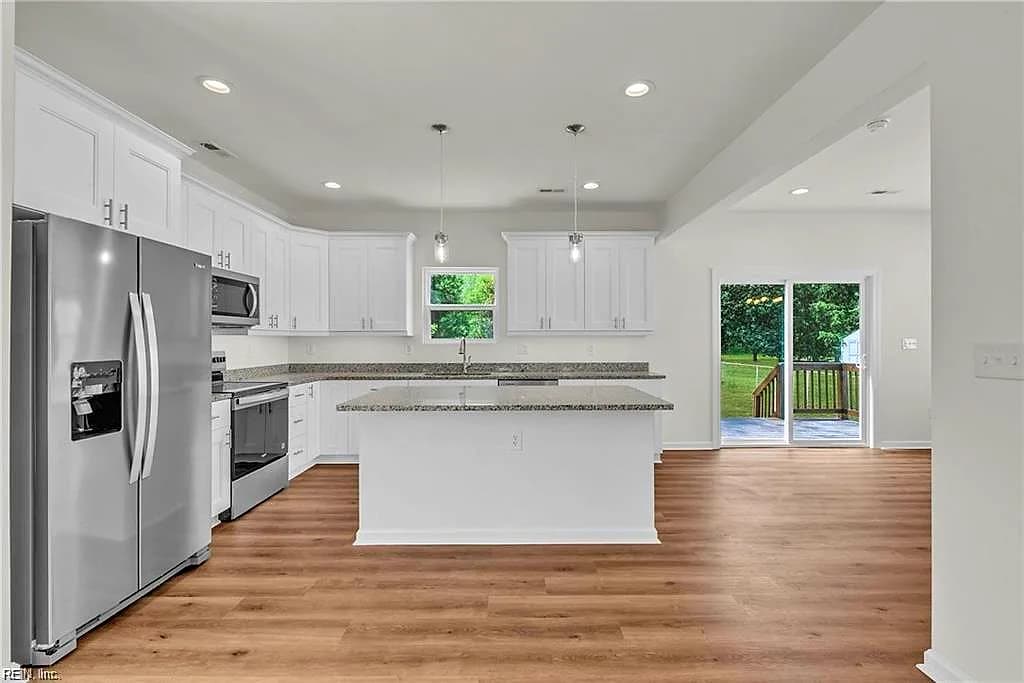9318 Old Stage HWY, SMITHFIELD VA 23430 thumb 6