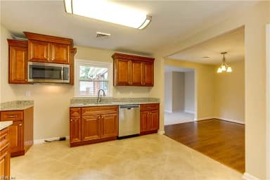 925 South AVE, NEWPORT NEWS VA 23605 thumb 5