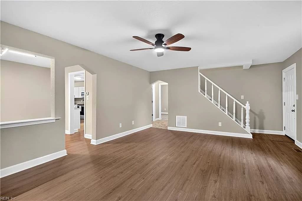 8452 Carlton ST, NORFOLK VA 23503 thumb 9