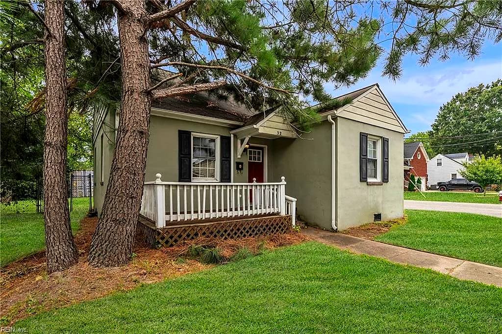 32 Old Fox Hill RD, HAMPTON VA 23669 - Photo 3