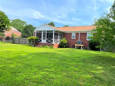 303 Hunts Neck RD, POQUOSON VA 23662 thumb 3