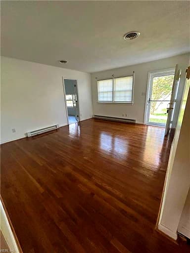303 Hunts Neck RD, POQUOSON VA 23662 thumb 4