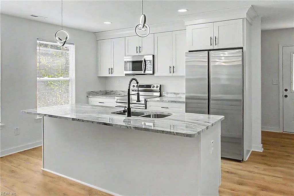 419 Alleghany RD, HAMPTON VA 23661 - Photo 5