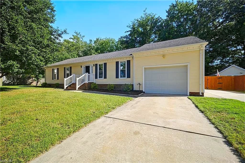 832 Woodrow CT, CHESAPEAKE VA 23322 thumb 6